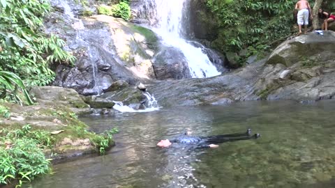 Role na Cachoeira Tres Quedas em Itanhaem - SP - XT660R