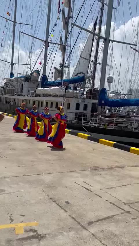 Así son recibidos los veleros del Sail 2022