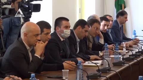 Аслан Бжания заявил, что в Абхазии повышение тарифа за электроэнергию неизбежно