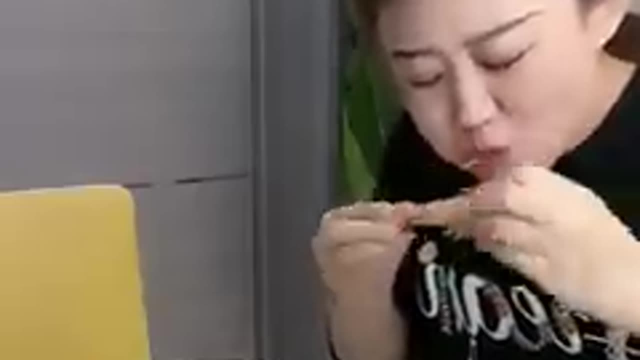 Chienese Eating posted a video to the playlist TopTrending Husband and Wife#ChieneseEating#love
