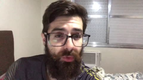 O centrismo fake de Lula