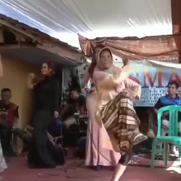 Crazy relatives and Crazy dances