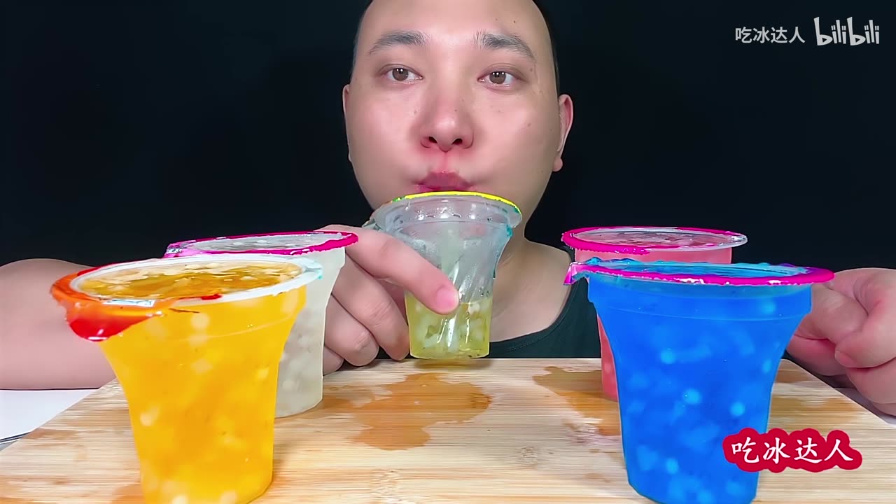 Drink 6 flavors of chilled juice jelly smoothies, eat mint flavored ice-cream