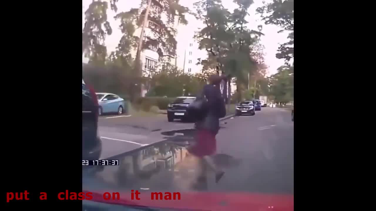 My aunt did not calculate her strength )))