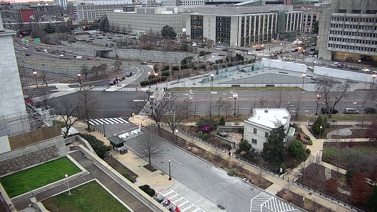 3165RHOBRFNorthwestRoofCourtyard_2021-01-06_16h44min44s140ms.mp4