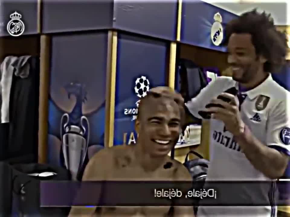 Football marcleo cut hair to casmero