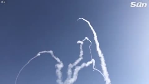 Lamps that rise in the sky