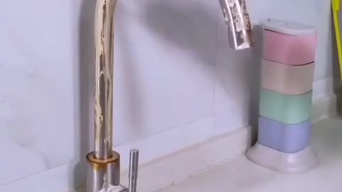 Kitchen cleaning: a little trick of life