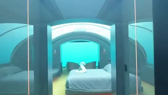 THE WORLDS FIRSTUNDERWATER HOTEL