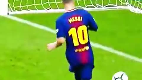 MESSI is OP 🔥 #Messi #Skills #Part1.mp4