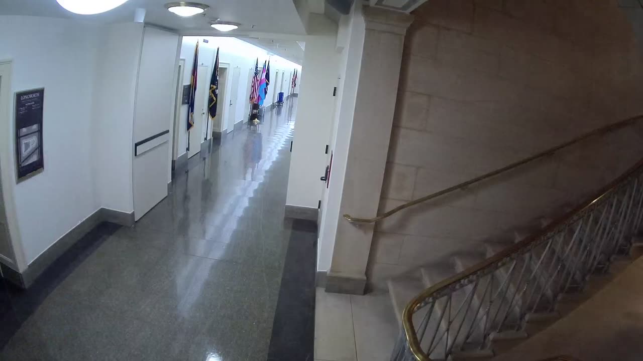 3244LHOB02Stair04_2021-01-06_16h00min01s897ms.mp4