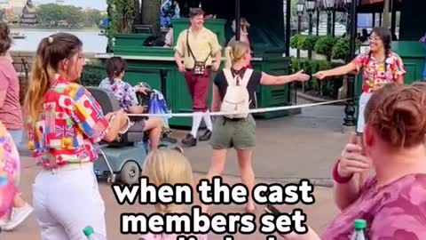 when the cast members set