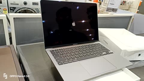 New 2020 MacBook Air m1