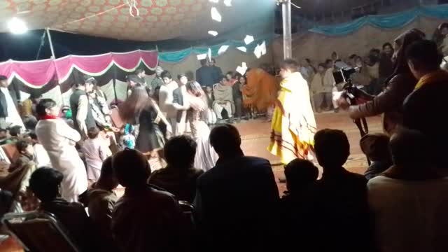 Dekhe Hain mujra logon ka Pyar dekha hai mujra logon ka