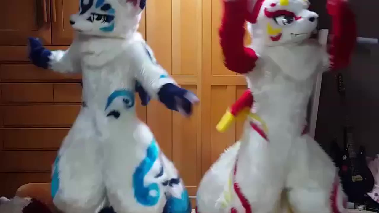 Random Fursuit Dance