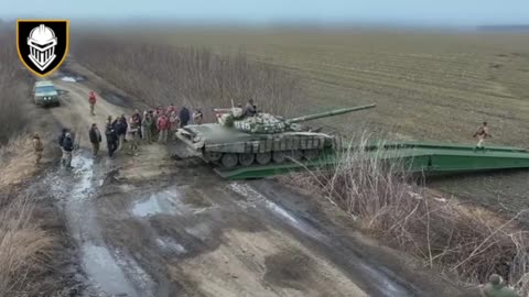 Ukrainians Training on Heavy Bridge Laying Vehicles