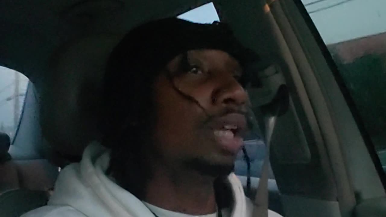 DON'T PAY ATTENTION TO THESE GOLD DIGGERS