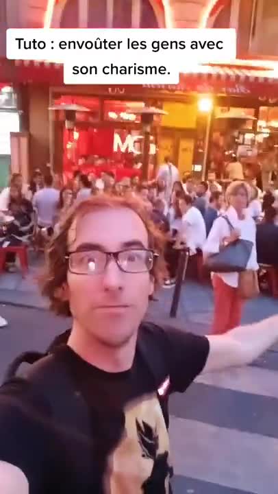 Hurlement Charismatique en PUBLIC ! (TikTok)