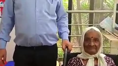 Successful Laparoscopic Surgery for Duodenal Perforation in 88-Year-Old Patient