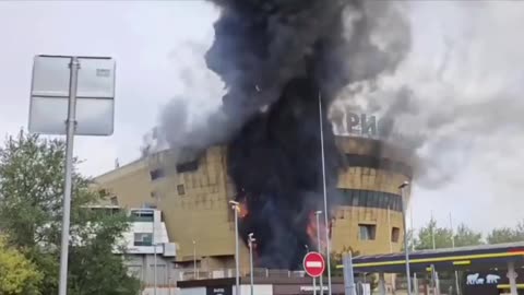 🔥 Russia: 'Rio' shopping mall on fire in Moscow.