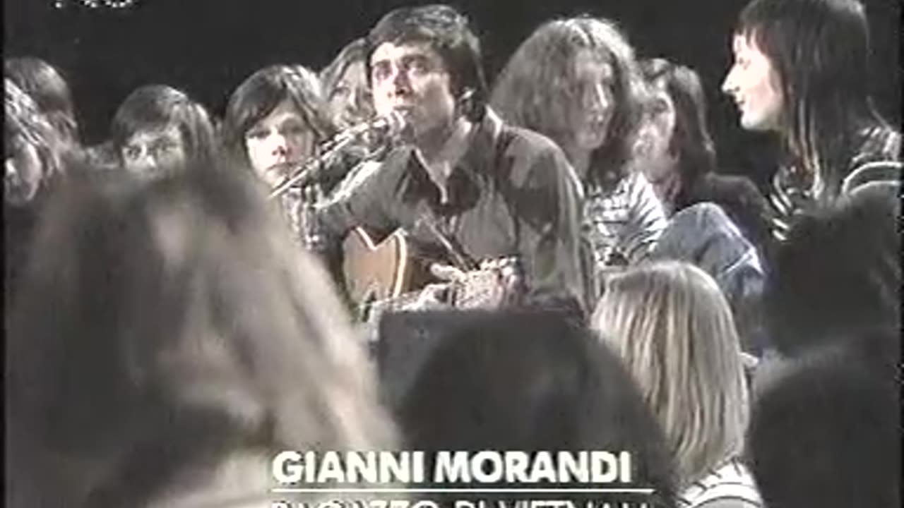 Gianni Morandi - C'era un Ragazzo che Come me