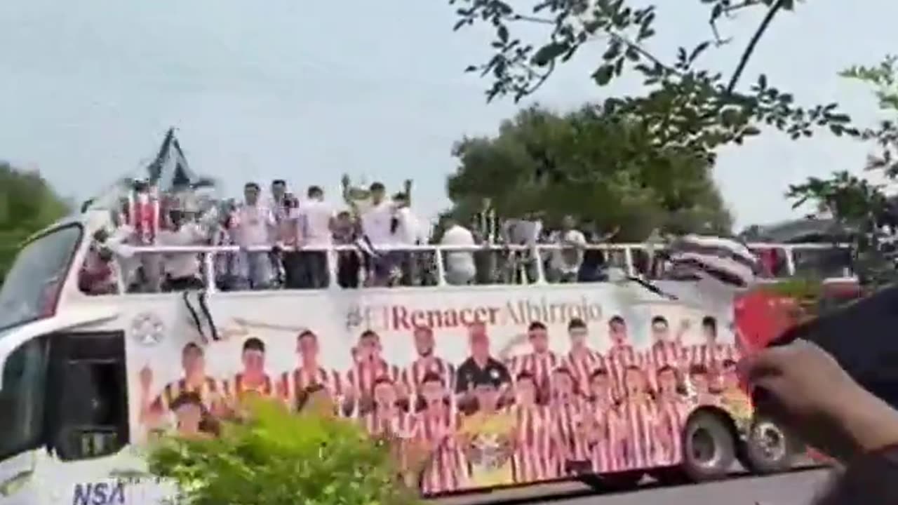 Players Forgot About The Power Lines While Enjoying Their Victory Parade