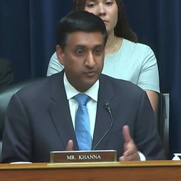 Democrat Rep. Tells Secret Service Director to Her Face That She Should Resign