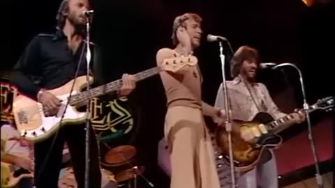 The Bee Gees - Nights On Broadway - The Midnight Special 1975