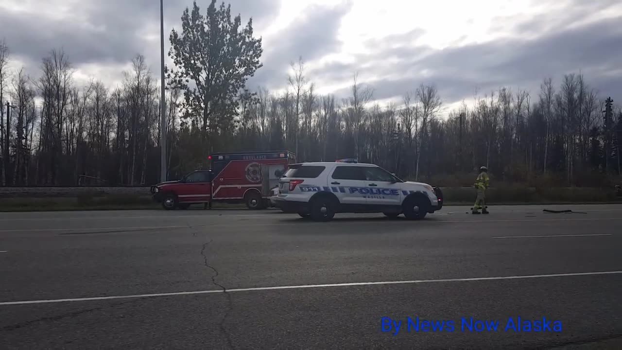 1st Amendment test Wasilla police and Fire on scene car accident! "Edited"