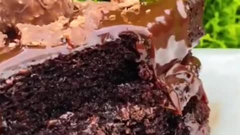 Easy Chocolate Cake Recipe 😋