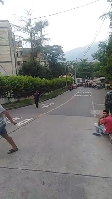 Conductores retoman la manifestación contra el Pico y Placa Ambiental