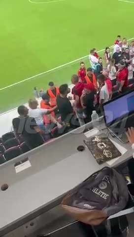 Fight between fans in “Air Albania”