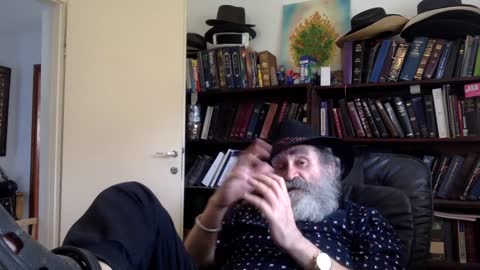 Why Putin Could Be Delaying His Attack