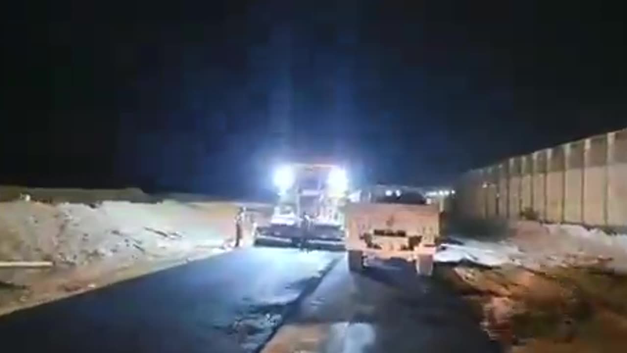 Nighttime Asphalt Work in Philadelphia Route: Is Israel Preparing for Long-Term Use?