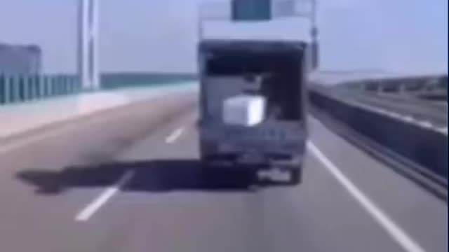هل هاذا يصدق ماذا يحصل 😱😱