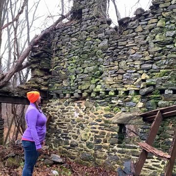 DO YOU ENJOY FINDING BUILDING RUINS?