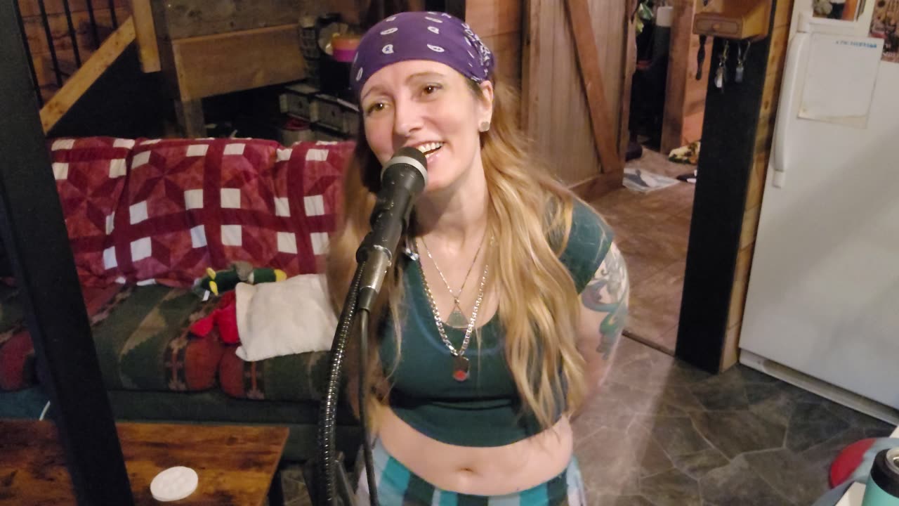 Deana singing an acoustic version of Royals by Lorde originally