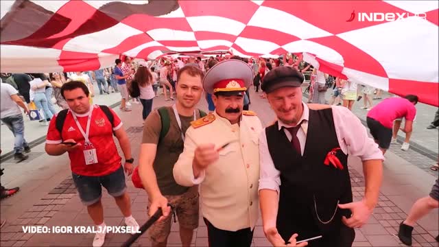 Velika hrvatska zastava u Nižnji Novgorodu