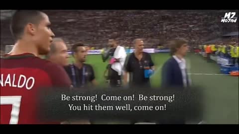 6 Minutes Of Cristiano Ronaldo Motivating & Supporting His Teammates!