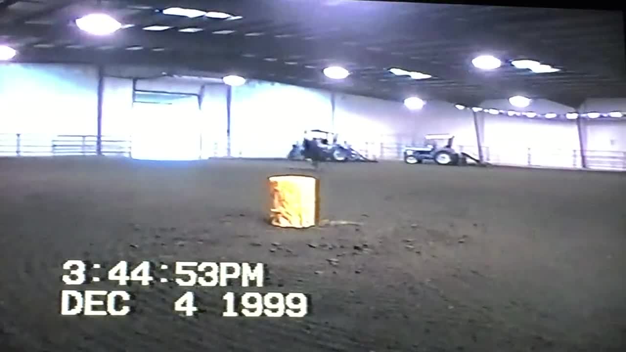 Queen's N Things Dec. 4, 1999