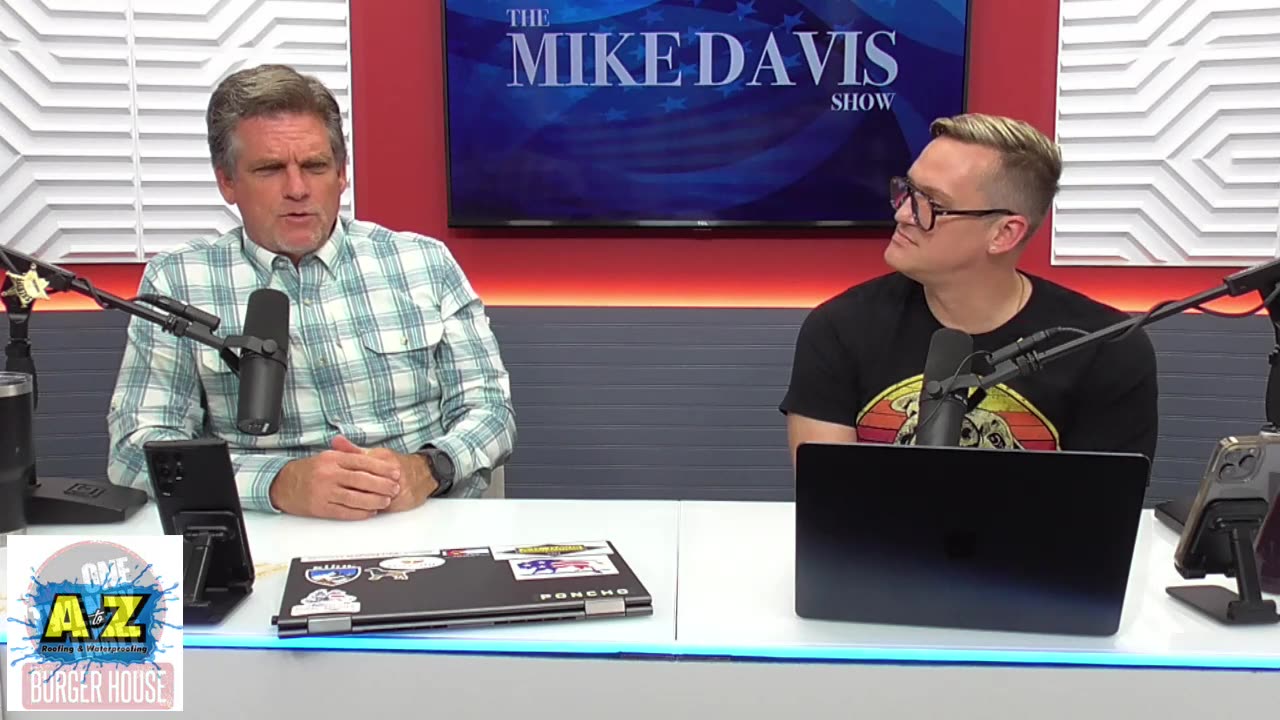 Mike & Davey are joined by Christy Castelli & Stefanie Robinson "This Evening".