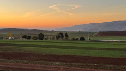 🔴G-D'S CRY FOR THE HOSTAGES IN THE JEZREEL VALLEY SKIES IN ISRAEL😪 On Amir Tsarfati's Telegram