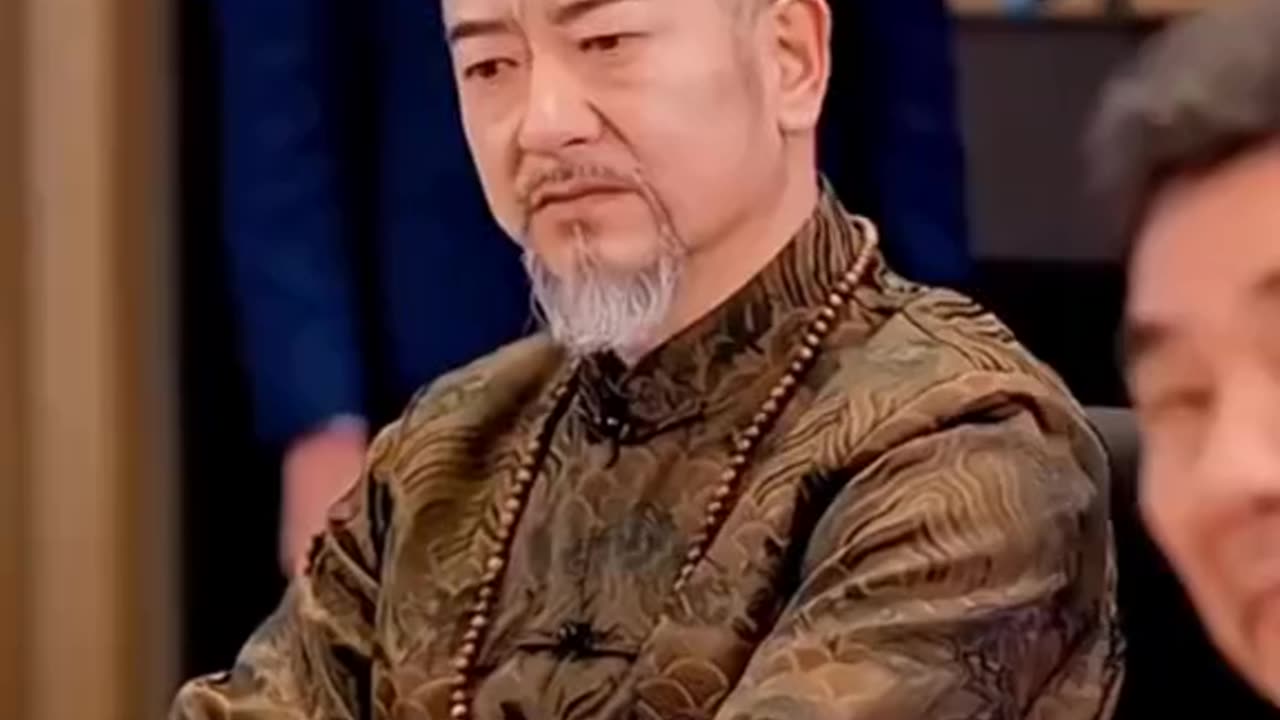 Putri kaya yang menyamar jadi pegawai