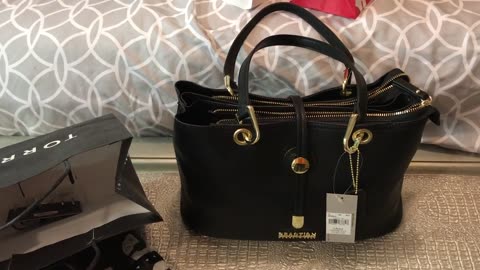 Small haul...Coach, Guess, Torrid & Wilson's leather. Hope you enjoy!