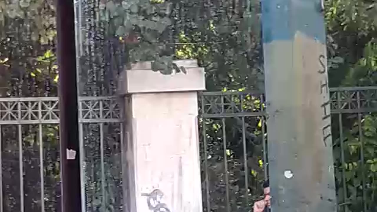 ΚΑΜΕΝΟΙ ΣΤΑ ΜΥΑΛΑ - ΜΑΤΑΤΖΗΔΕΣ ΟΙ ΔΙΩΚΤΕΣ ΧΡΙΣΤΙΑΝΩΝ