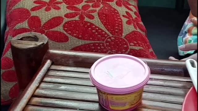 How to put spread in bread