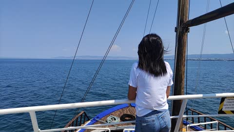 Travelling with beautiful woman on the boat