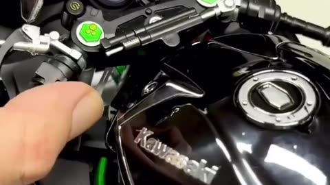 Kawasaki Ninja h2r model