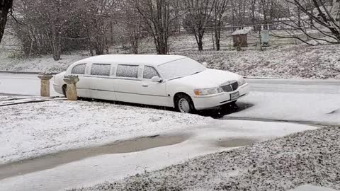 Snow in Taylor, Texas