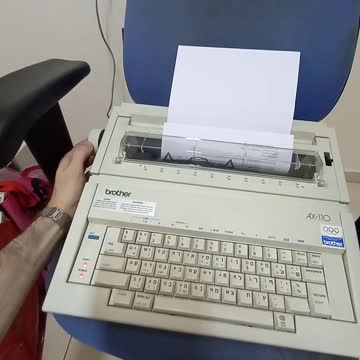 Brother AX-110 Electric #Typewriter